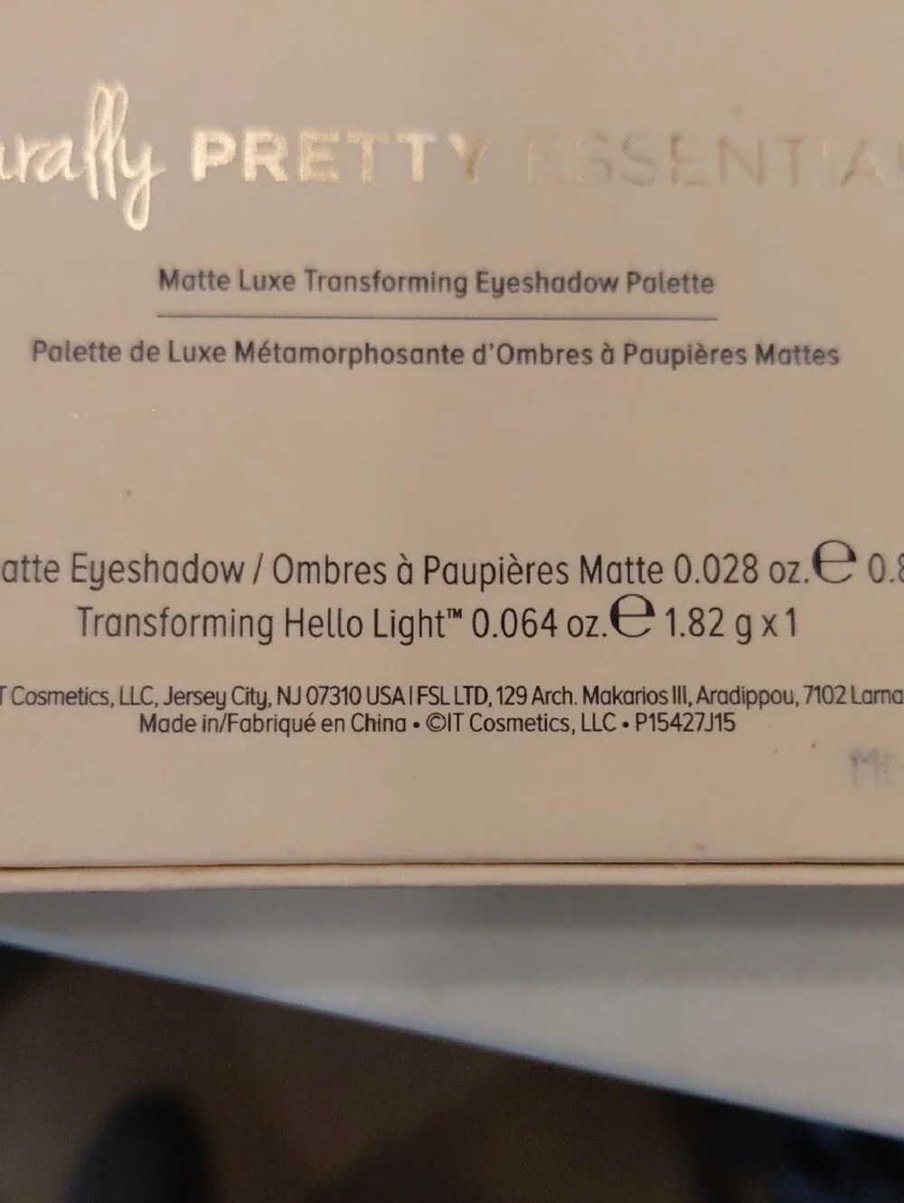 IT Cosmetics Naturally Pretty Essentials Nude Makeup Palette..new